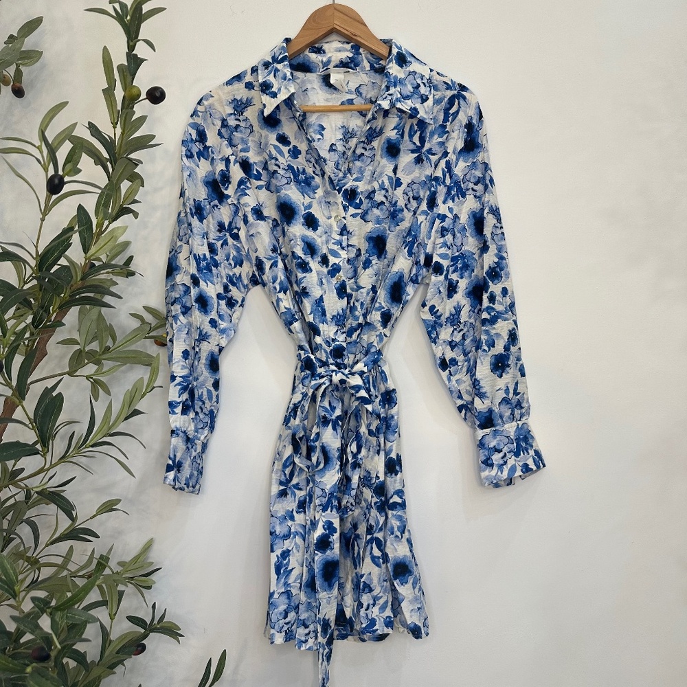 H&M Blue and White Floral Tie-Waist Mini Dress